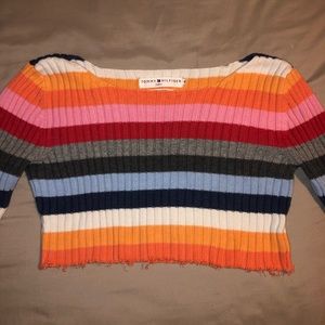 Colorful long sleeve crop top